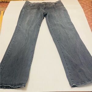 Classic Blue Women's Bootcut 5 pocket jeans. Size 16